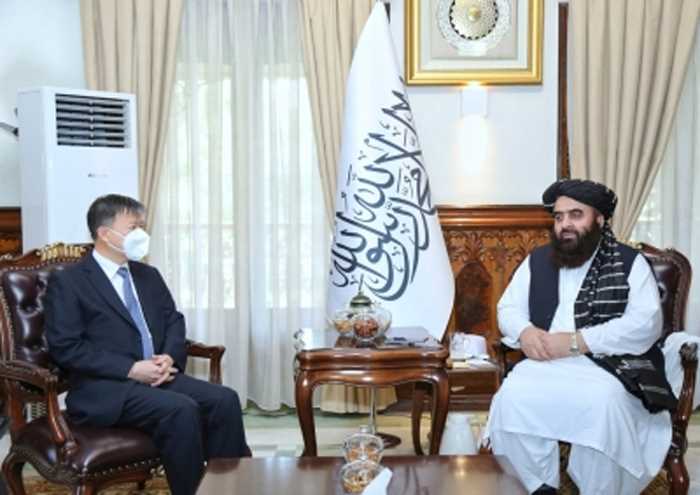 अफगान कारोबारियों को वीजा जारी करेगा चीन